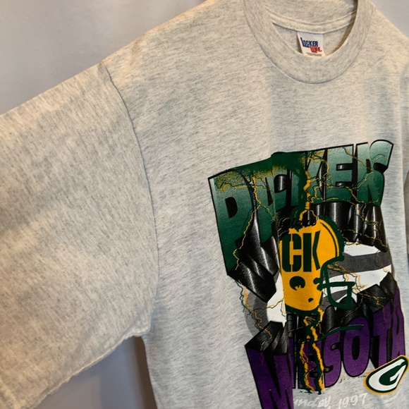 RARE VTG '97 Locker Line NFL GB Packers Minnesota Graphic Tee WITH TAGS! Size L - Picture 6 of 14